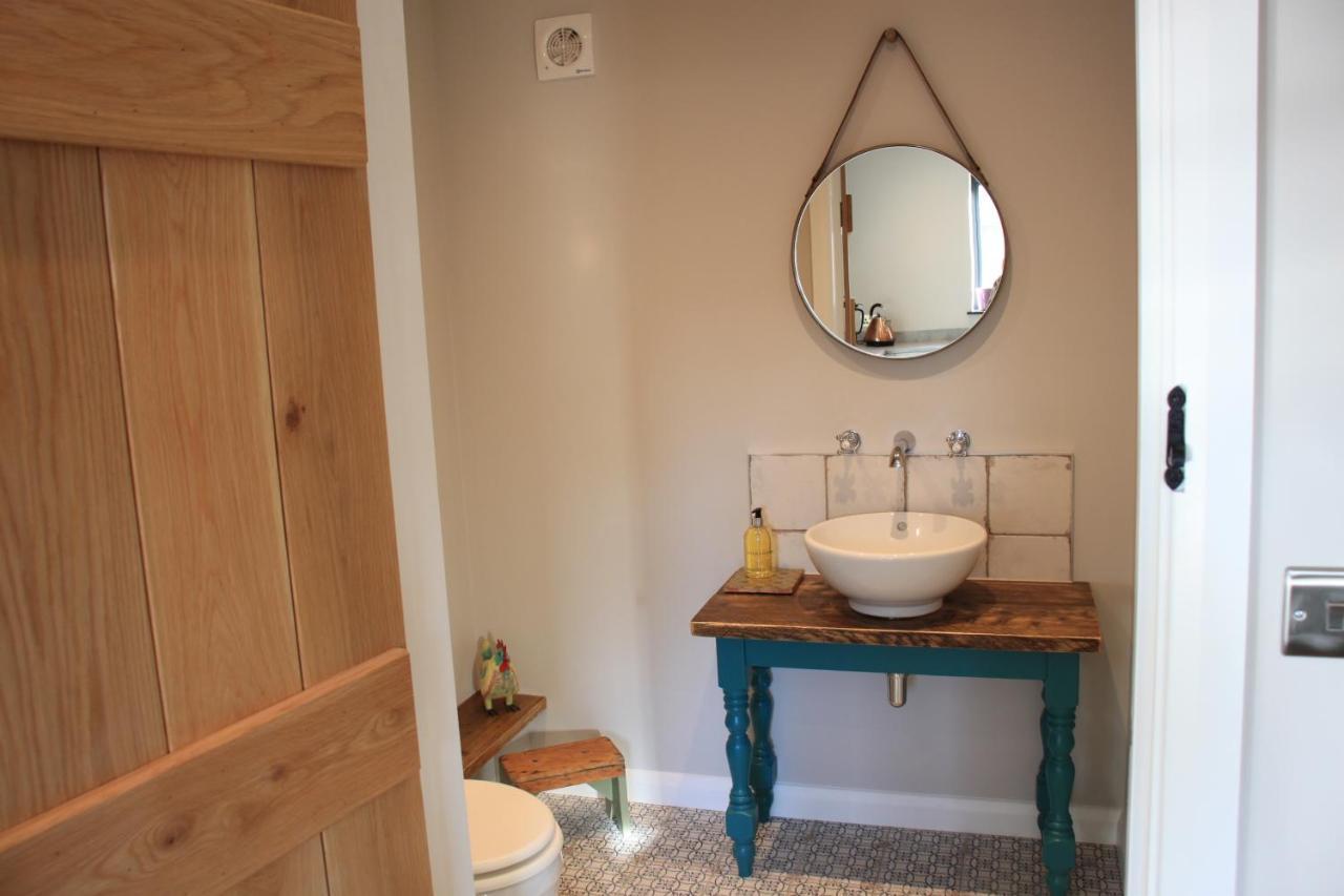 Willa Charming And Luxury Retreats On Our Farm Billingshurst Zewnętrze zdjęcie